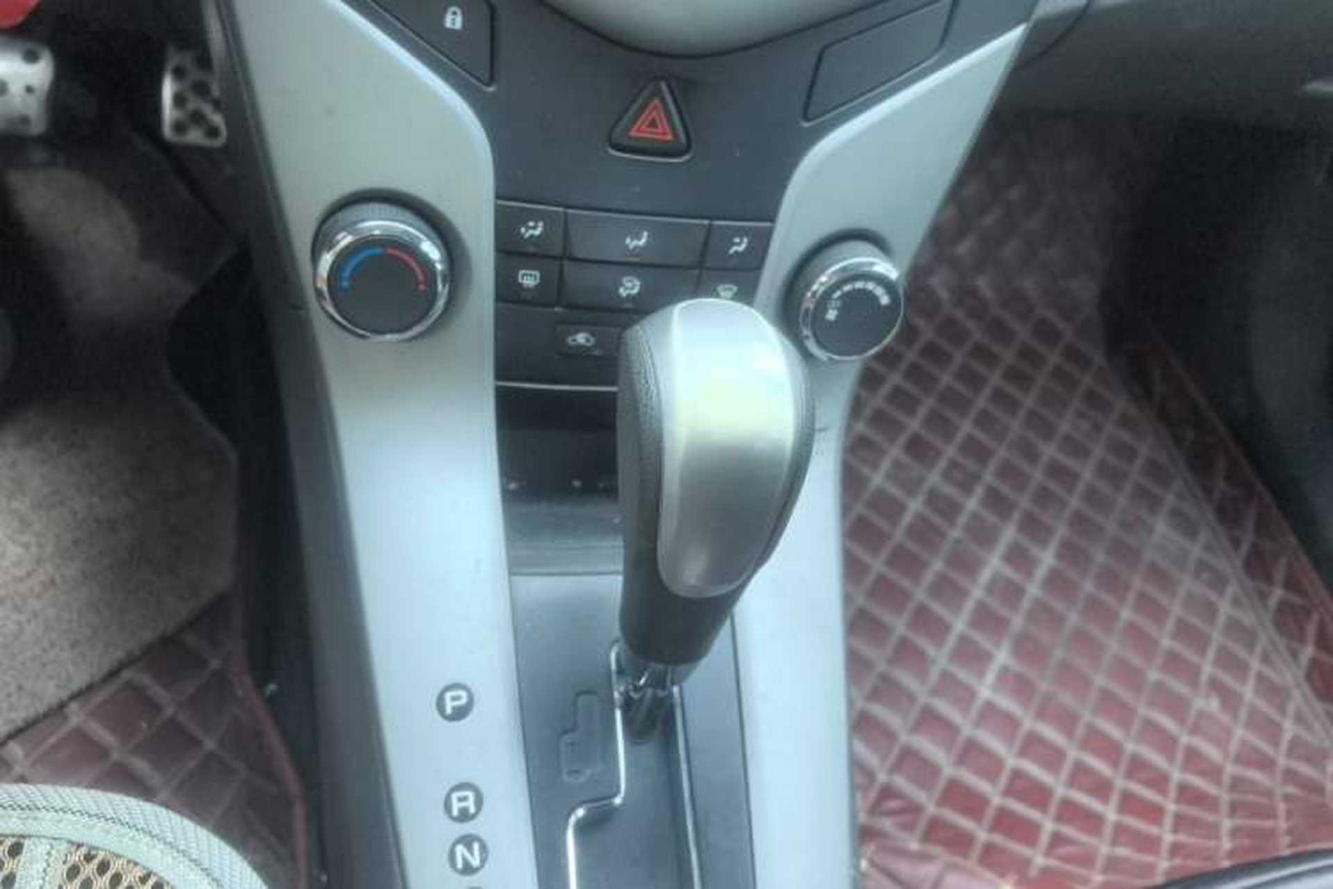 Used Chevrolet Cruze 2013 1.6L SL Grand Edition Automatic Gear Lever