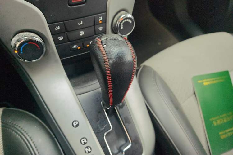 Used Chevrolet Cruze 2013 1.6L SL Grand Edition Automatic Gear Lever