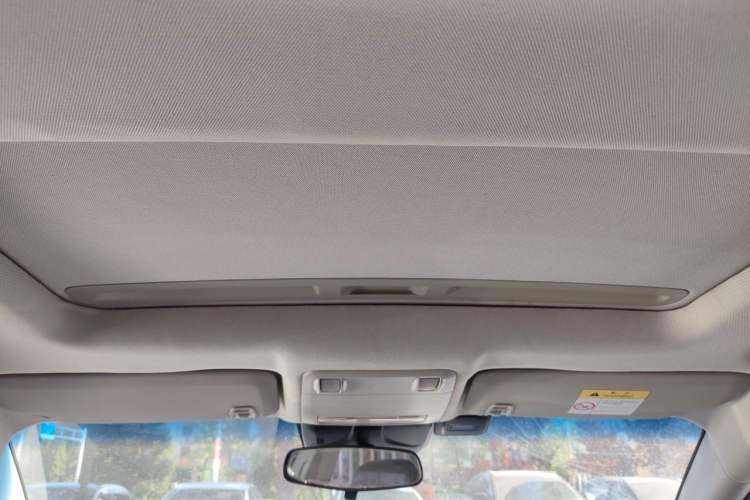 Used Chevrolet Cruze 2013 1.6L SE MT Headliner