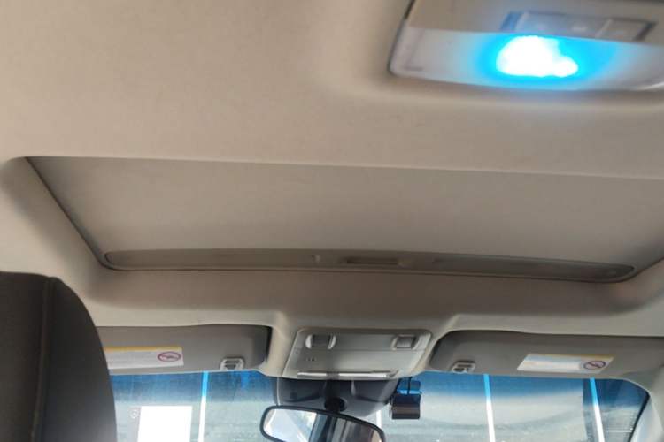 Used Chevrolet Cruze 2013 1.6L SE AT Headliner