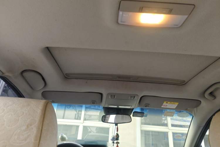 Used Chevrolet Cruze 2013 1.6L SE MT Headliner