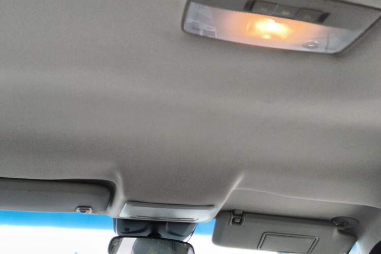 Used Chevrolet Cruze 2013 1.6L SL MT Headliner