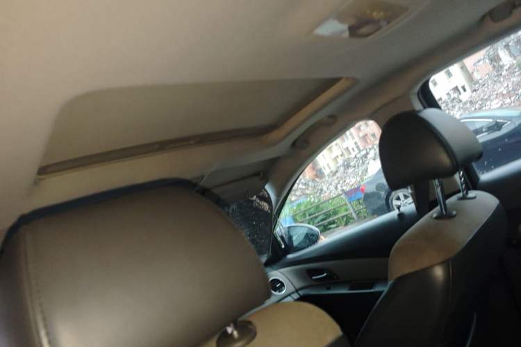Used Chevrolet Cruze 2013 1.8L SE AT Headliner