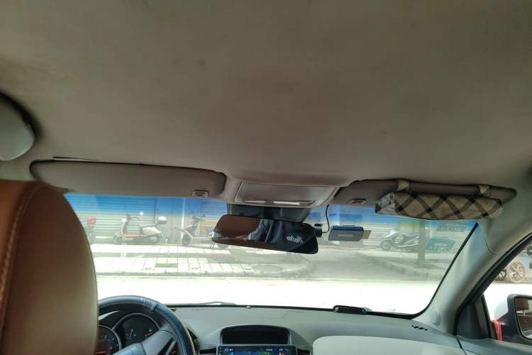 Used Chevrolet Cruze 2013 1.6L SL MT Headliner