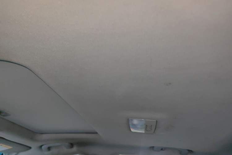 Used Chevrolet Cruze 2013 1.6L SE MT Headliner