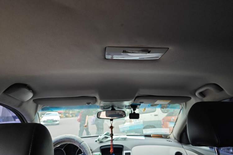 Used Chevrolet Cruze 2013 1.6L SL MT Headliner