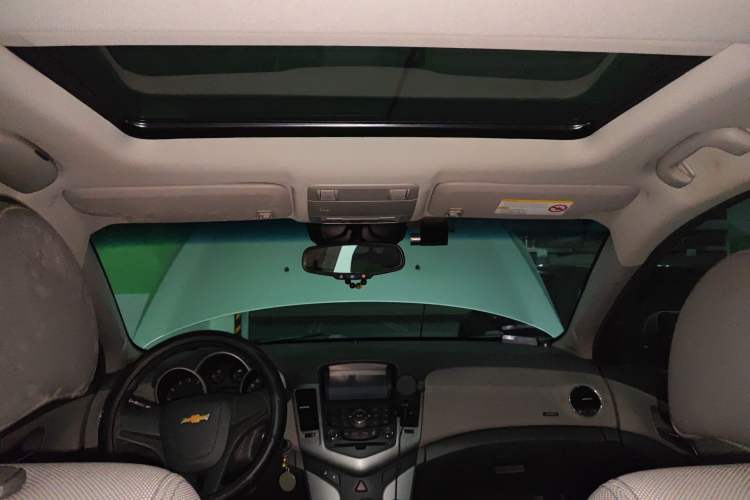 Used Chevrolet Cruze 2013 1.6L SE AT Headliner