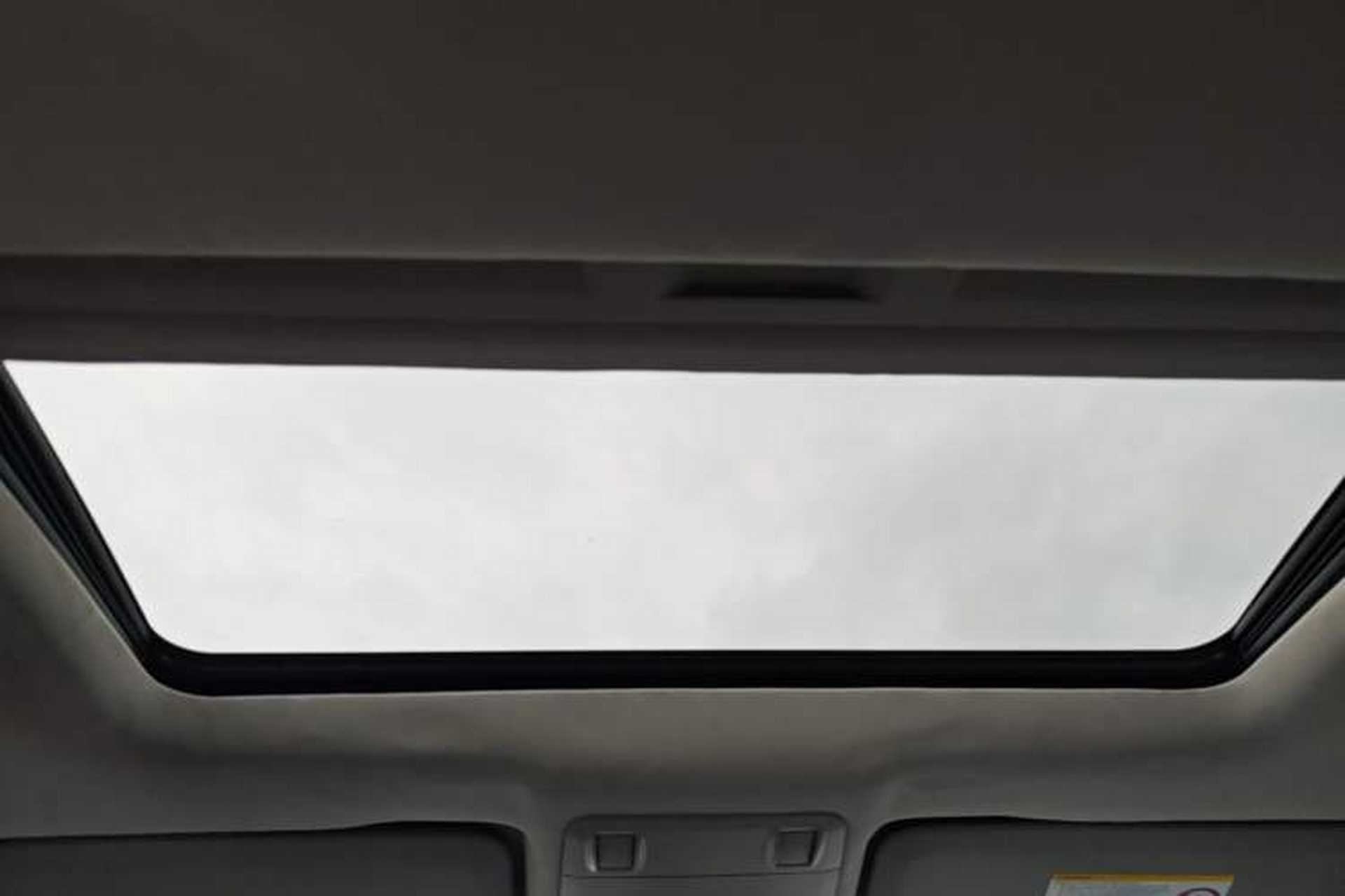 Used Chevrolet Cruze 2013 1.6L SE MT Headliner
