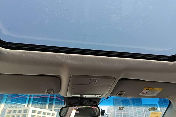 Used Chevrolet Cruze 2013 Hatchback 1.6T Automatic Flagship Model Headliner