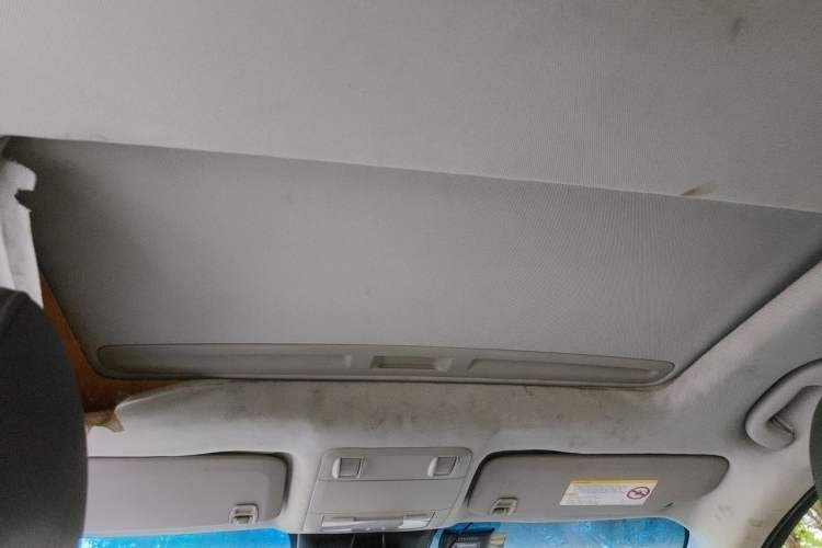 Used Chevrolet Cruze 2013 1.6L SE MT Headliner