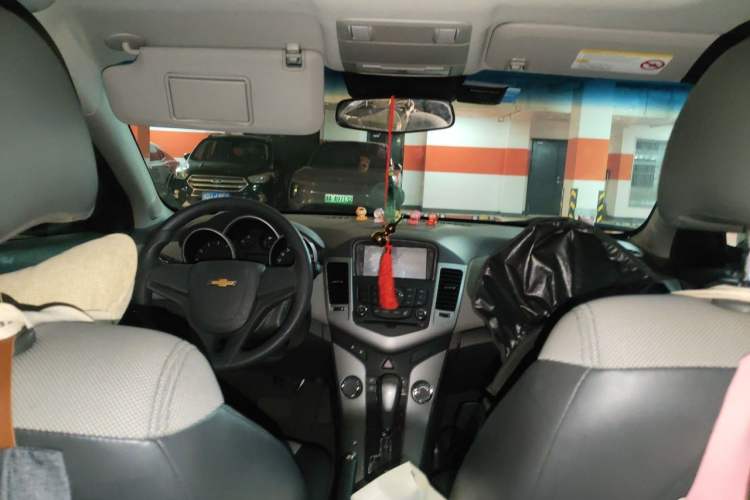 Used Chevrolet Cruze 2013 1.6L SL Grand Edition Automatic Headliner