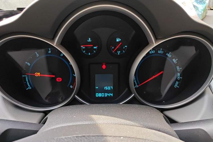 Used Chevrolet Cruze 2013 1.6L SL MT Instrument Cluster