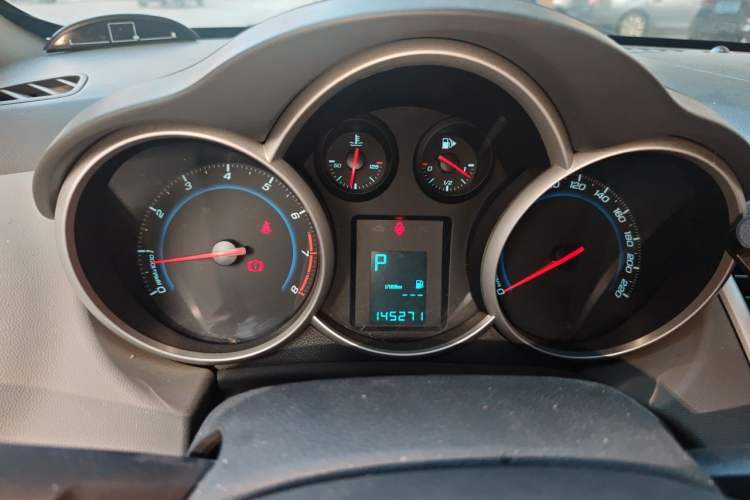 Used Chevrolet Cruze 2013 1.6L SL Grand Edition Automatic Instrument Cluster
