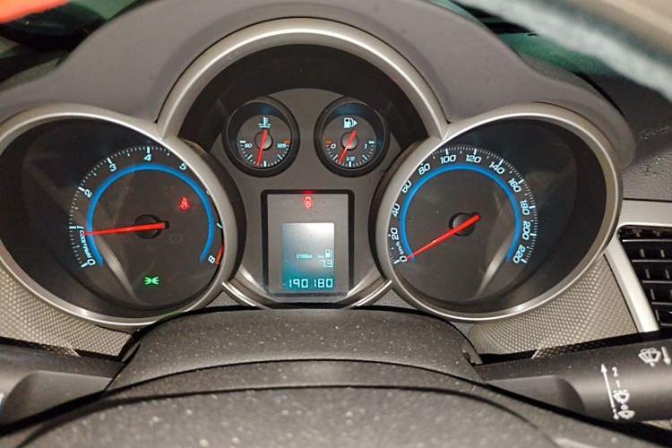 Used Chevrolet Cruze 2013 1.6L SE MT Instrument Cluster