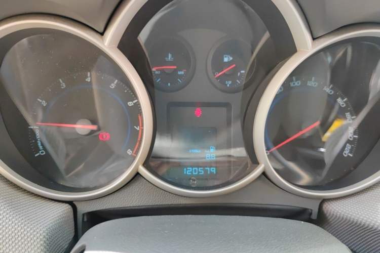 Used Chevrolet Cruze 2013 1.6L SE MT Instrument Cluster