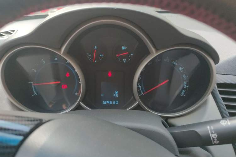 Used Chevrolet Cruze 2013 1.6L SL MT Instrument Cluster