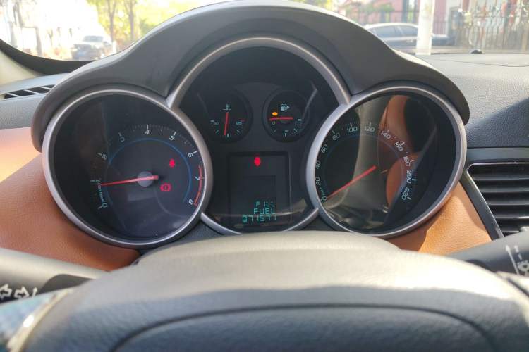 Used Chevrolet Cruze 2013 1.6L SE MT Instrument Cluster
