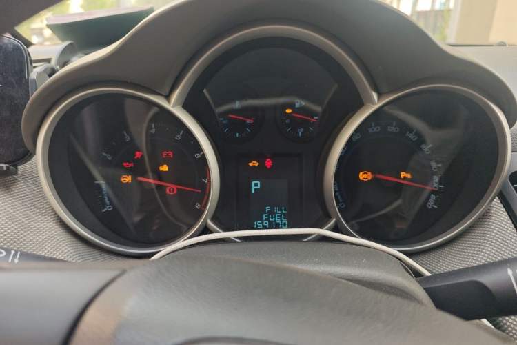 Used Chevrolet Cruze 2013 1.8L SE AT Instrument Cluster
