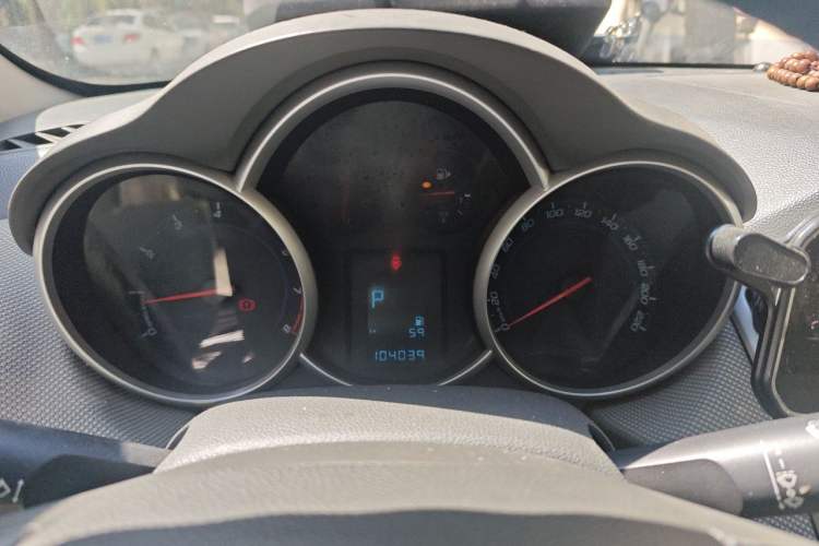 Used Chevrolet Cruze 2013 1.6L SE AT Instrument Cluster