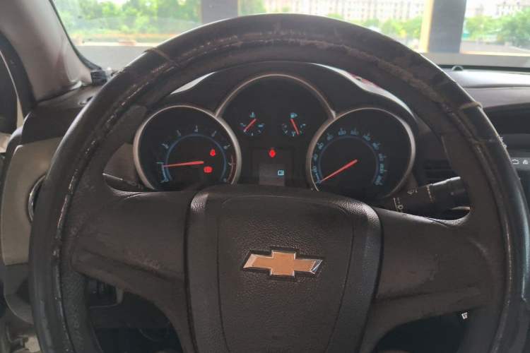 Used Chevrolet Cruze 2013 1.6L SL MT Instrument Cluster