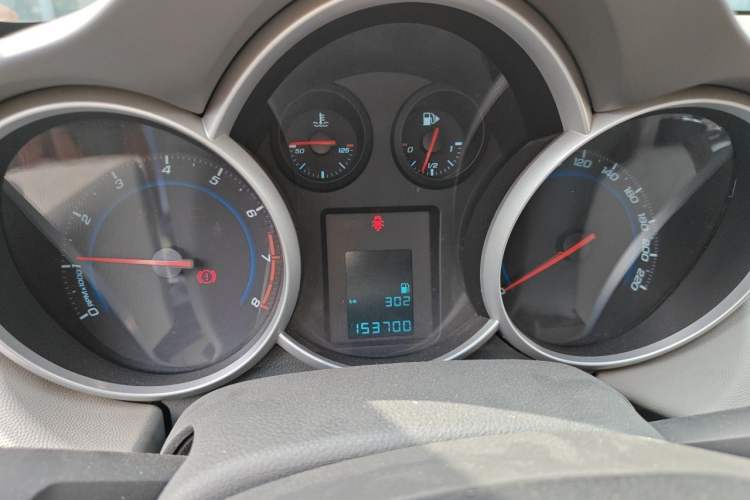 Used Chevrolet Cruze 2013 1.6L SL MT Instrument Cluster