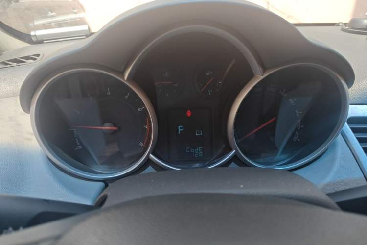 Used Chevrolet Cruze 2013 1.6L SL Grand Edition Automatic Instrument Cluster