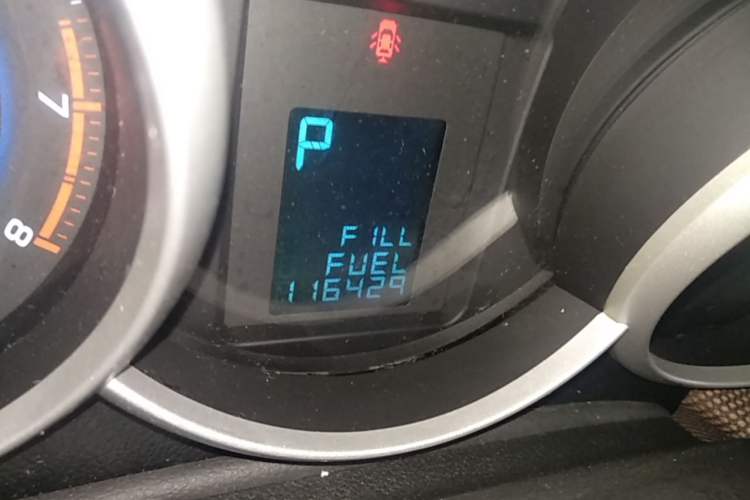 Used Chevrolet Cruze 2013 Hatchback 1.6L Automatic Luxury Model Instrument Cluster