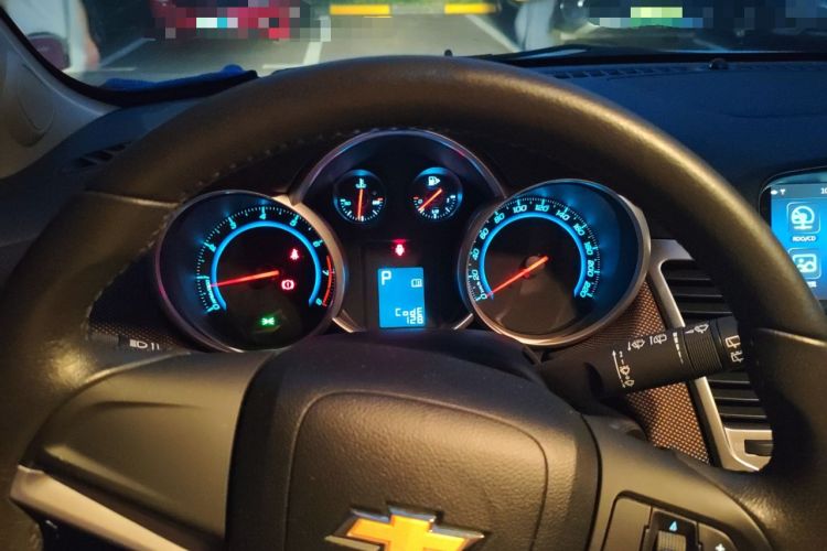 Used Chevrolet Cruze 2013 Hatchback 1.6L Automatic Luxury Model Instrument Cluster