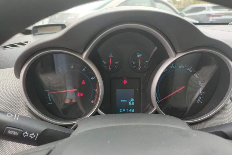 Used Chevrolet Cruze 2013 1.6L SE MT Instrument Cluster