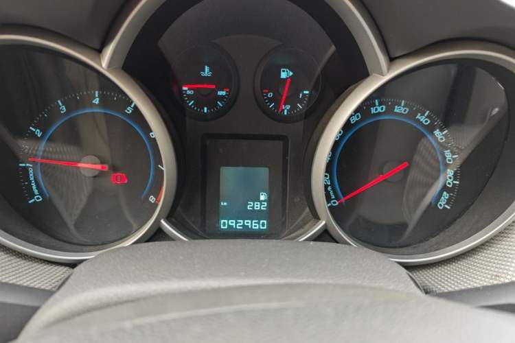 Used Chevrolet Cruze 2013 1.6L SE MT Instrument Cluster
