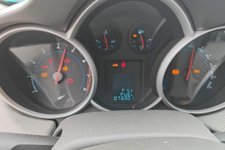 Used Chevrolet Cruze 2013 1.6L SE MT Instrument Cluster