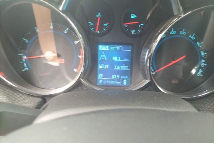 Used Chevrolet Cruze 2013 Hatchback 1.6T Automatic Flagship Model Instrument Cluster