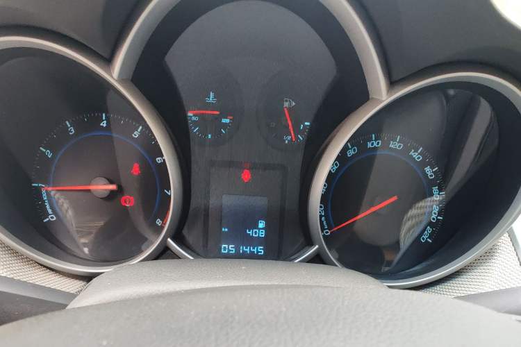Used Chevrolet Cruze 2013 1.6L SE MT Instrument Cluster