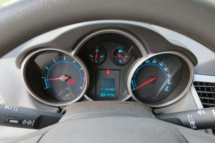 Used Chevrolet Cruze 2013 1.6L SE MT Instrument Cluster