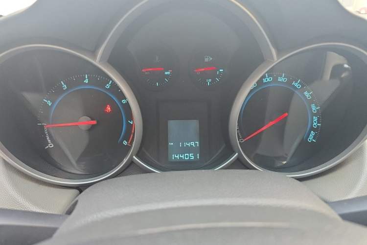 Used Chevrolet Cruze 2013 1.6L SL Grand Edition Manual Transmission Instrument Cluster