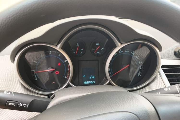 Used Chevrolet Cruze 2013 1.6L SE MT Instrument Cluster