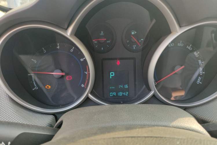 Used Chevrolet Cruze 2013 1.8L SE WTCC Edition AT Instrument Cluster