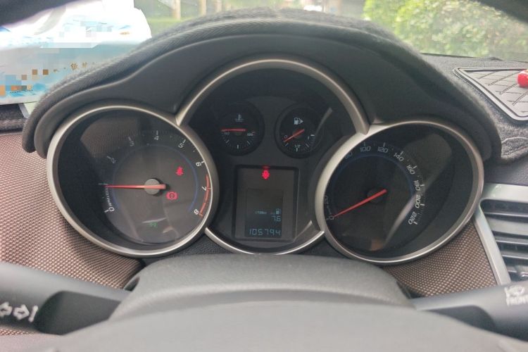 Used Chevrolet Cruze 2013 Hatchback 1.6L Manual Luxury Model Instrument Cluster