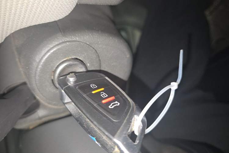 Used Chevrolet Cruze 2013 1.8L SE AT Interior 1
