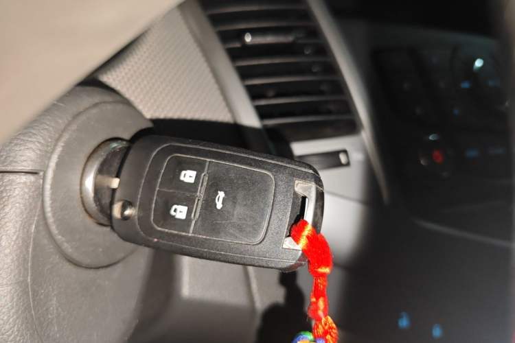 Used Chevrolet Cruze 2013 1.8L SE AT Interior 1
