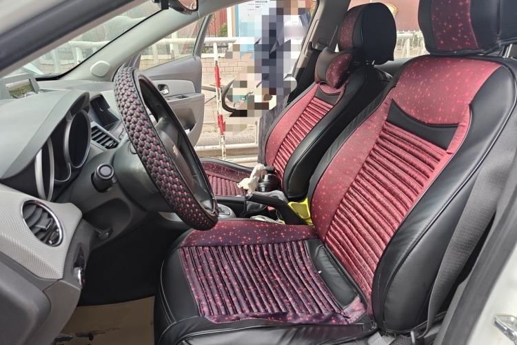 Used Chevrolet Cruze 2013 1.8L SE AT Left Front Seat