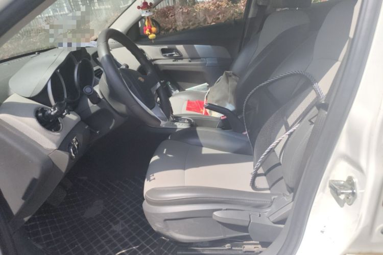 Used Chevrolet Cruze 2013 1.8L SE AT Left Front Seat