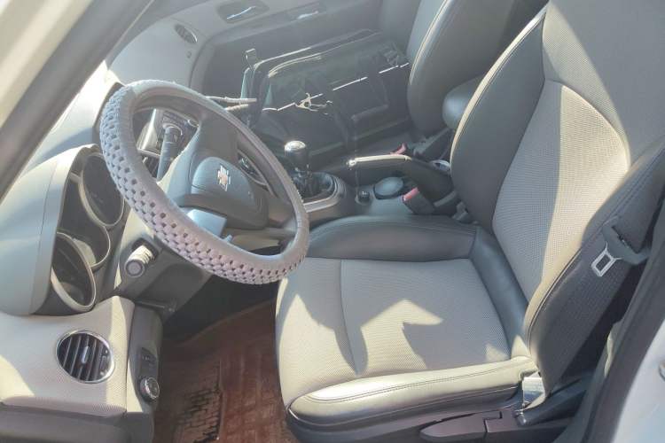 Used Chevrolet Cruze 2013 1.6L SE MT Left Front Seat
