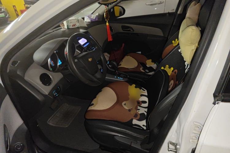 Used Chevrolet Cruze 2013 1.8L SE AT Left Front Seat