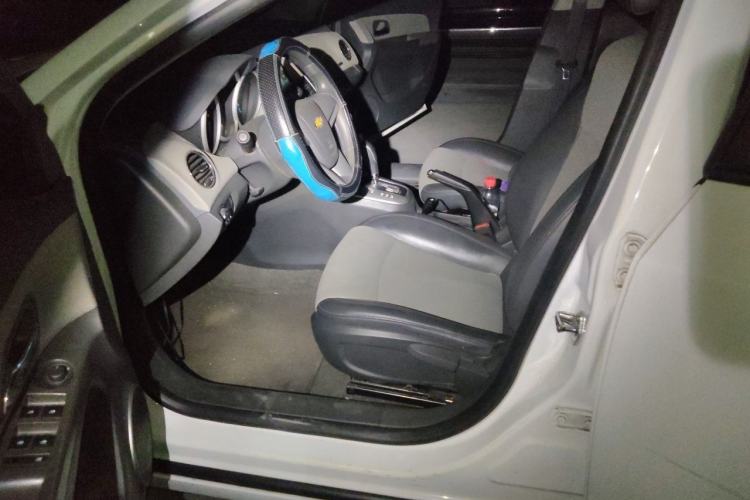 Used Chevrolet Cruze 2013 1.8L SE AT Left Front Seat