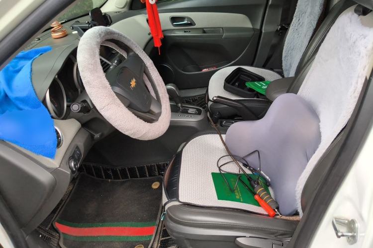 Used Chevrolet Cruze 2013 1.8L SE AT Left Front Seat