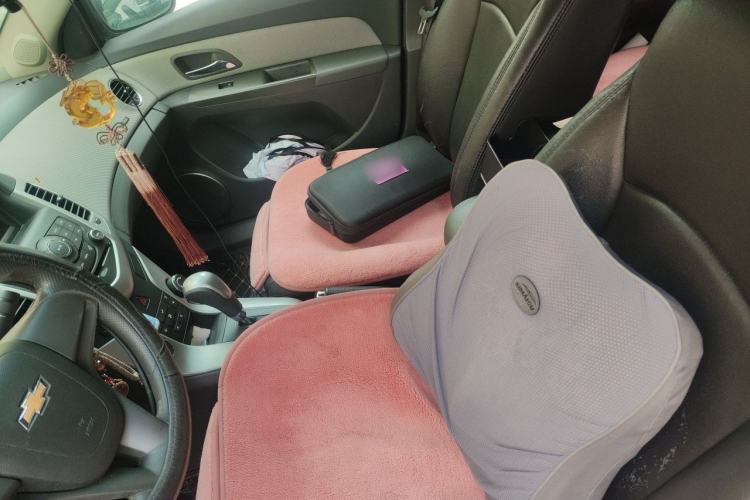 Used Chevrolet Cruze 2013 1.8L SE AT Left Front Seat