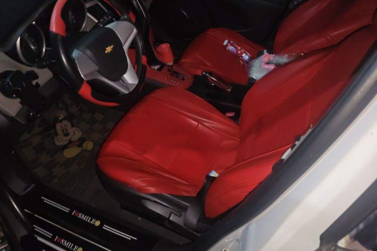 Used Chevrolet Cruze 2013 1.8L SE AT Left Front Seat