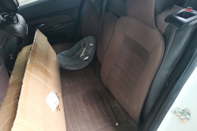 Used Chevrolet Cruze 2013 Hatchback 1.6L Automatic Luxury Model Left Rear Seat