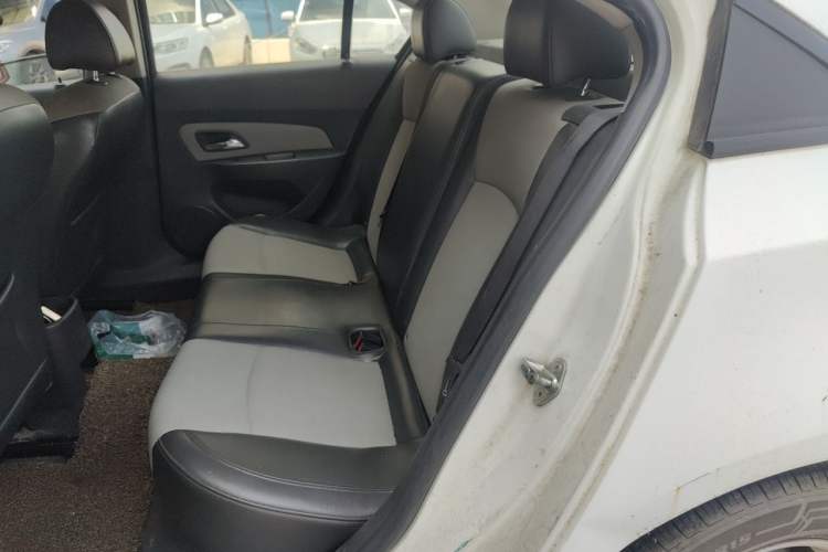 Used Chevrolet Cruze 2013 1.6L SL Grand Edition Automatic Left Rear Seat